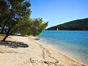 Sun loungers - Hacienda MATEA – an oasis of romance near the beaches, Pula (Pula)