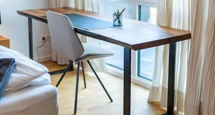 Handmade | Kitchen | Office | High quality | Netflix