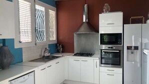 Uklassifisert bilde, 2 av 27, knapp