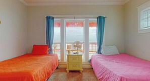 6 bedrooms, free WiFi, bed sheets
