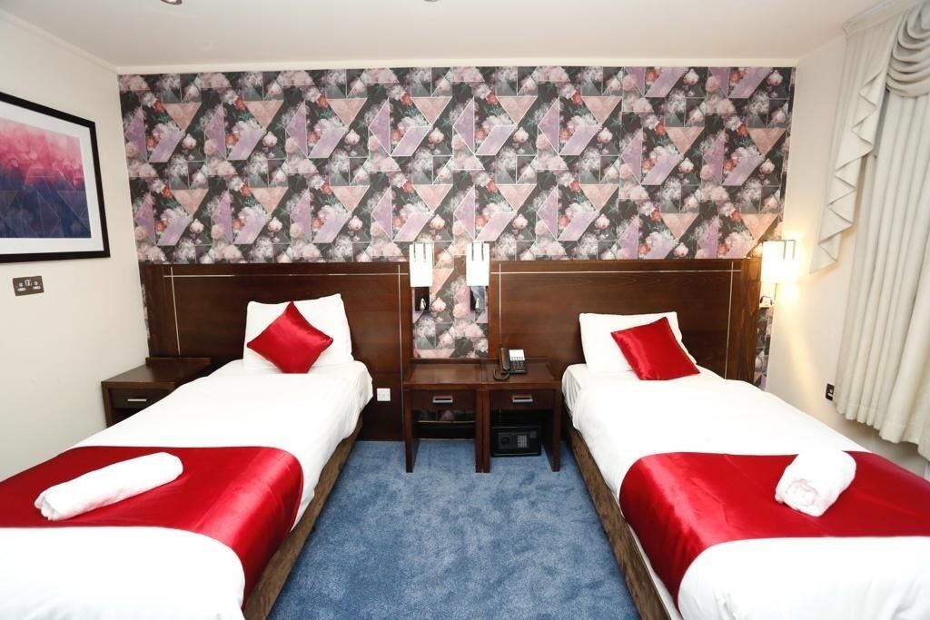 deluxe triple room | 1 bedroom, soundproofing, iron/ironing board, free wifi