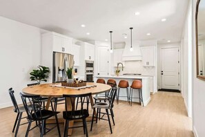 Dining - Almost Heaven: Desert Color Lagoon + Beaches (St. George)