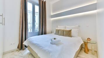 熨斗/熨衫板、免費 Wi-Fi、床單