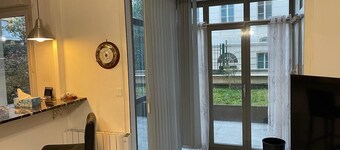 Superb apartment in downtown residence