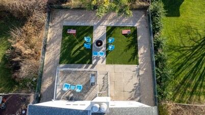 3 Story Beach Waterview, 3 KING bed, golf putting green!