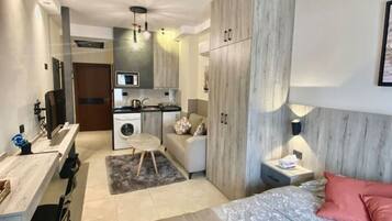 1 bedroom, iron/ironing board, travel cot, free WiFi