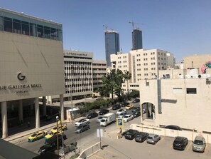 Third-party on-site parking