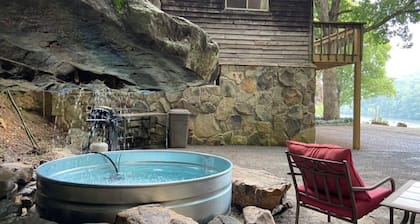 Tennessee River House