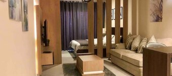 Luxurious studio 13 mins to downtown - few steps to great foods, cafes, shops