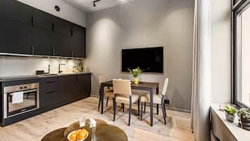 Standard Apartment, 1 Bedroom | Private kitchen | Full-size fridge, microwave, oven, stovetop