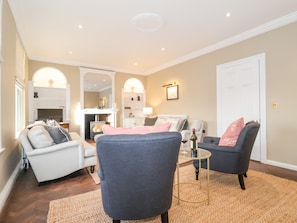 Cottage | Interior