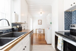 House (Darlington, 100 C (End)) | Exterior - Darlington, 100 C (Greenville)