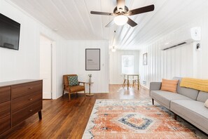 House (Darlington, 100 C (End)) | Exterior - Darlington, 100 C (Greenville)