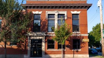 Corner King Suite Accessible | City view