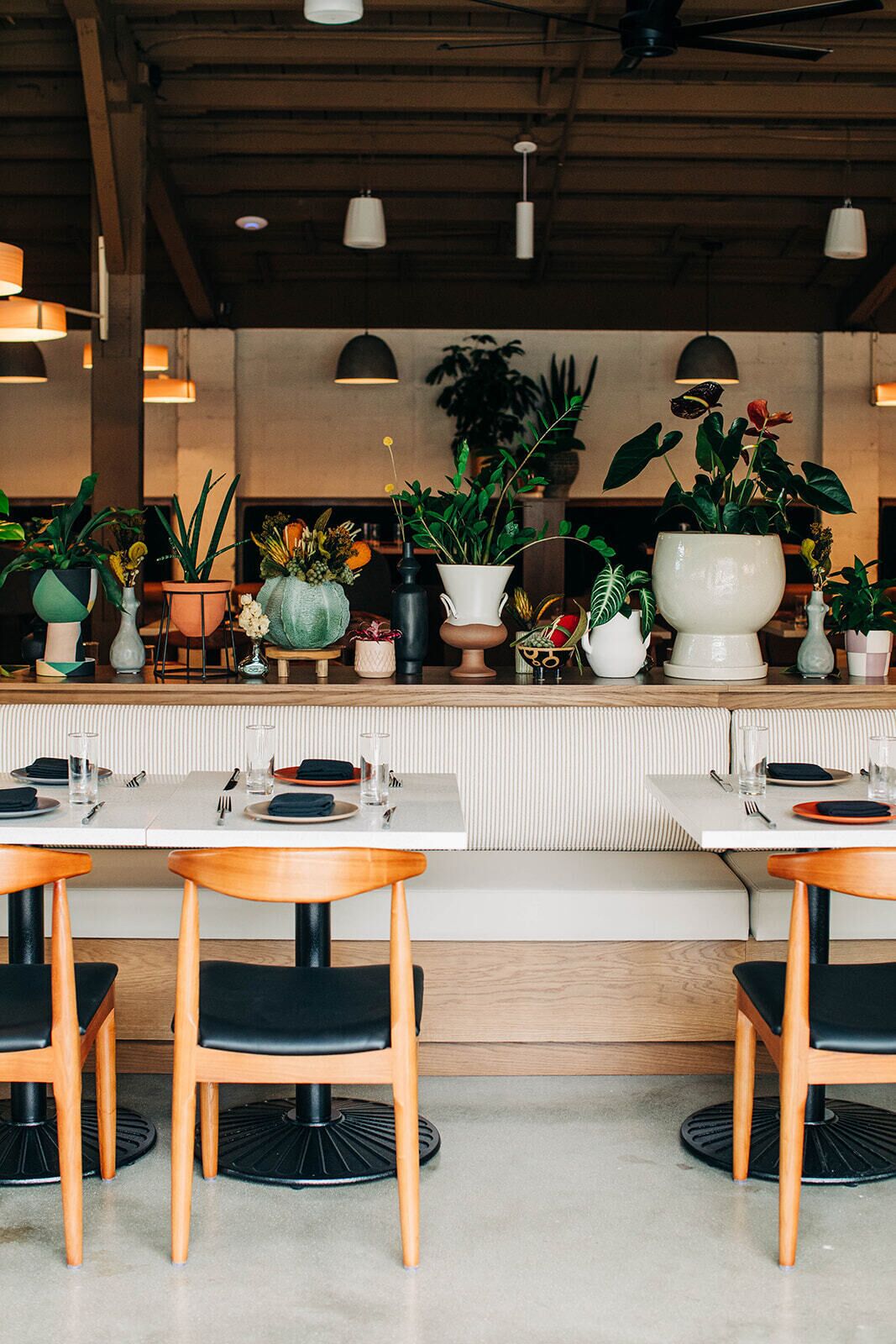 Dinner, brunch served; Mediterranean cuisine, pool views 