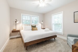 House (Smith, 13) | Exterior - Smith, 13 (Greenville)