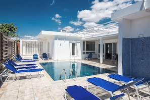 Villa, 4 Bedrooms, Private Pool, Garden View | Pool