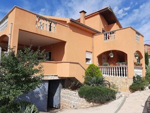 Apartment (Two Bedroom Apartment with Terrace an) | Exterior - Apartment Karla (Obrovac)