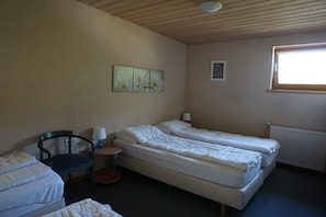 6 bedrooms, WiFi