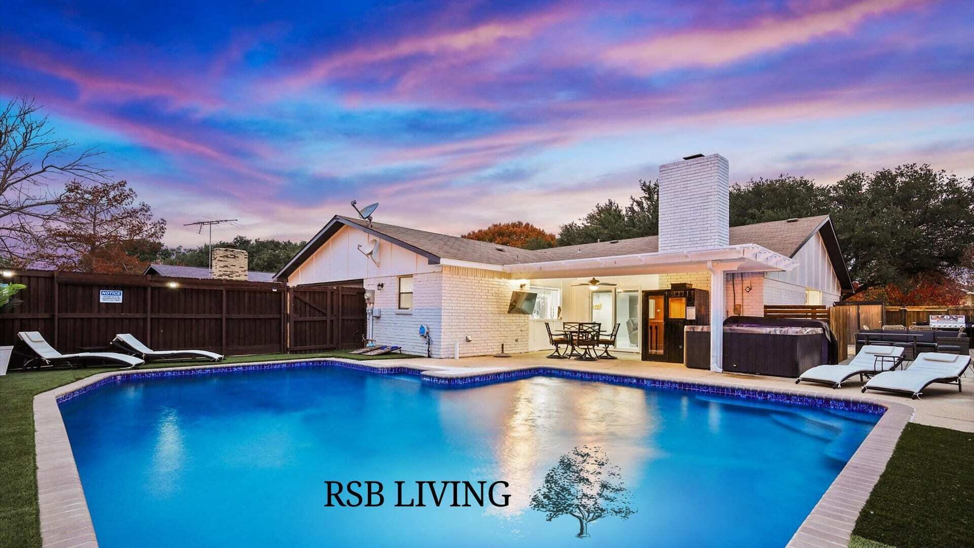 Luxurious 5BR/2B Pool, Grill, Sauna, Game Room