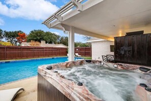 Pool - Luxurious 5BR/2B Home with Pool, Grill, Sauna & Game Room (The Colony)