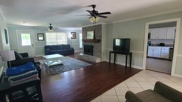 Smart TV, fireplace, video games, DVD player