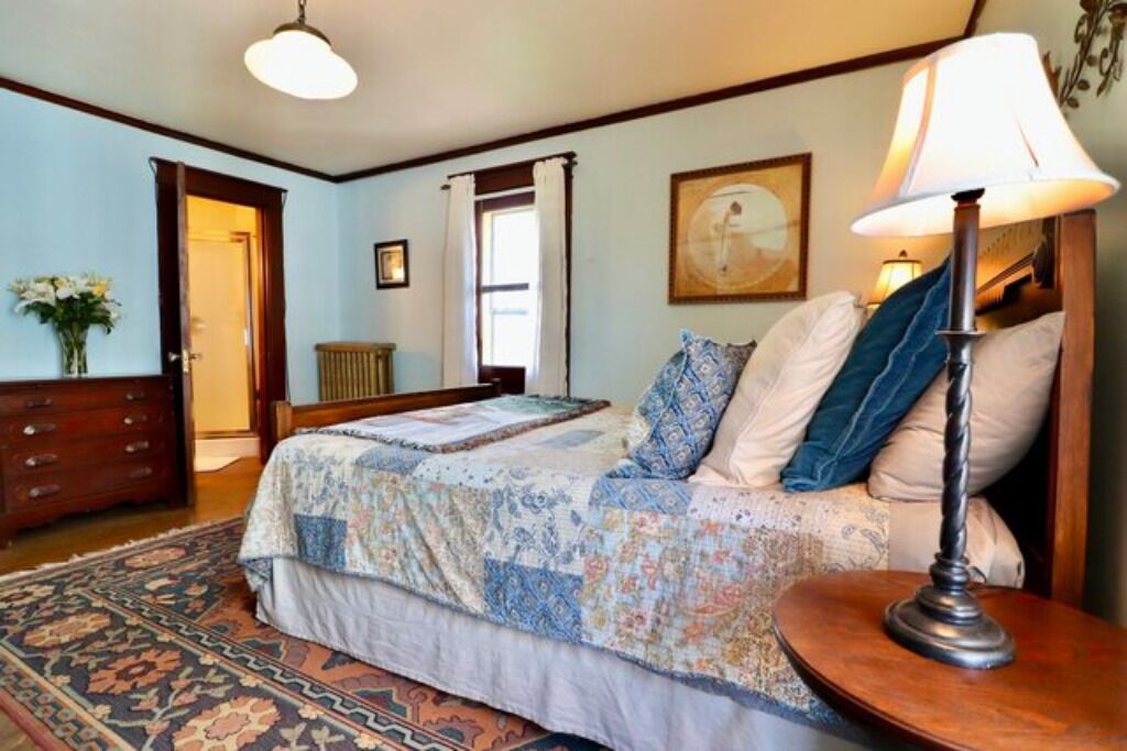 1 bedroom, iron/ironing board, WiFi