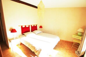 3 habitaciones, wifi gratis y ropa de cama 