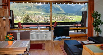 180-degree panoramic view, garage, internet, mountain railroads included