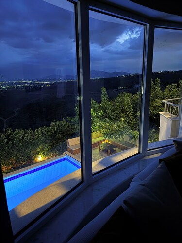 Villa Bijoux SeaView pool & bbq