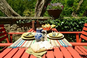 屋外ダイニングエリア