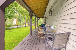Outdoor dining - Walk to Water: Lake Winnipesaukee Home w/ Hot Tub (Moultonborough)