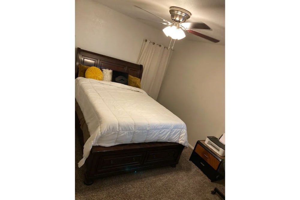 Lovely one bedroom near St. Francis hospital Tulsa Vrbo
