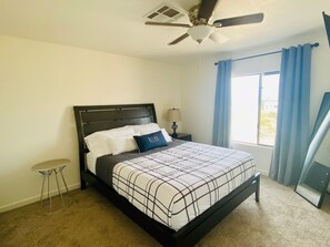 3 bedrooms, iron/ironing board, free WiFi, bed sheets