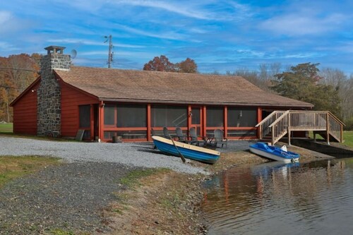 Serene cabin on 6 acre pond in rural Upper Bucks