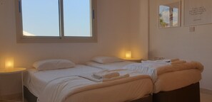2 室のベッドルーム、アイロン / アイロン台、WiFi (無料)