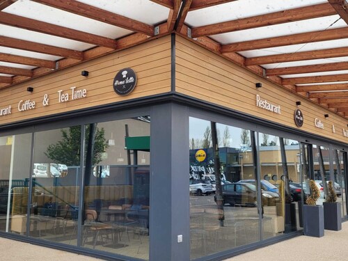 Nice T2, terrace and garden near Roissy CDG Disney Asterix ideal for families