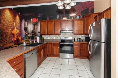 Jazz Club Themed Downtown Sandusky