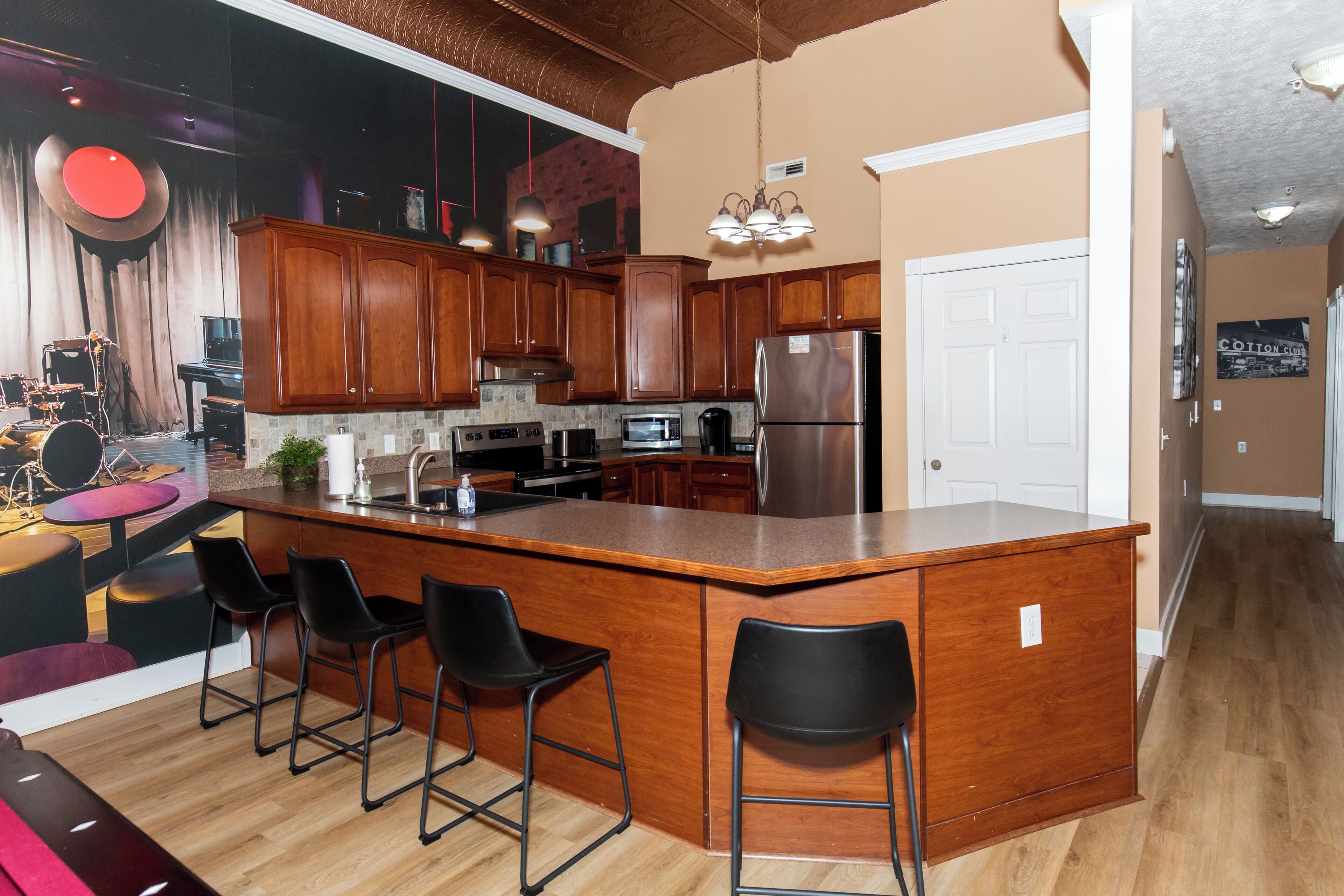 Jazz Club Themed Downtown Sandusky Reviews, Deals & Photos 2026