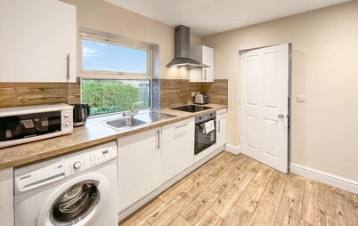 Cosy Central Apartment in Windsor