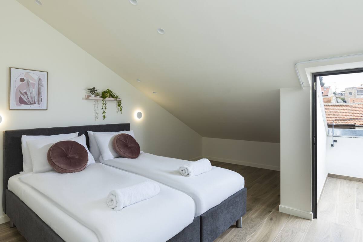 Superior Apartment