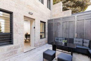 基础公寓 | 露台