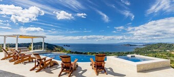 Fabulous custom Ocean View home overlooking Playa Hermosa