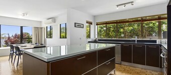 Rutherford Retreat - Nelson Holiday Home