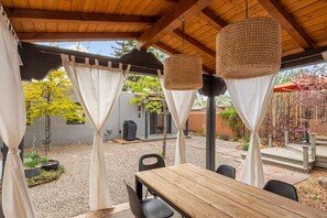 Outdoor dining - High Design with Fabulous Patio (Santa Fe)