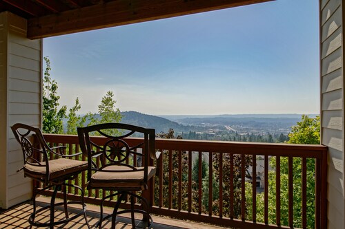 All the Views: A Private BnB with VIEWS