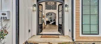 LUX | Walk to AT&T Stadium | GlobeLife | GameRoom