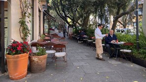 Ristorazione all'aperto