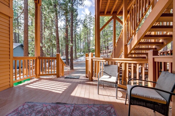 Property grounds - < 3 Mi to Lake Tahoe: Incline Village Condo! (Incline Village)