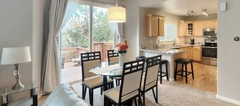 Littleton Home w/ Deck - 24 Mi to Denver!
